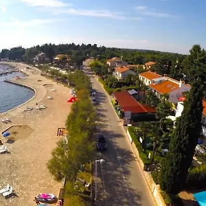 https://materada-22.in-istria.net
